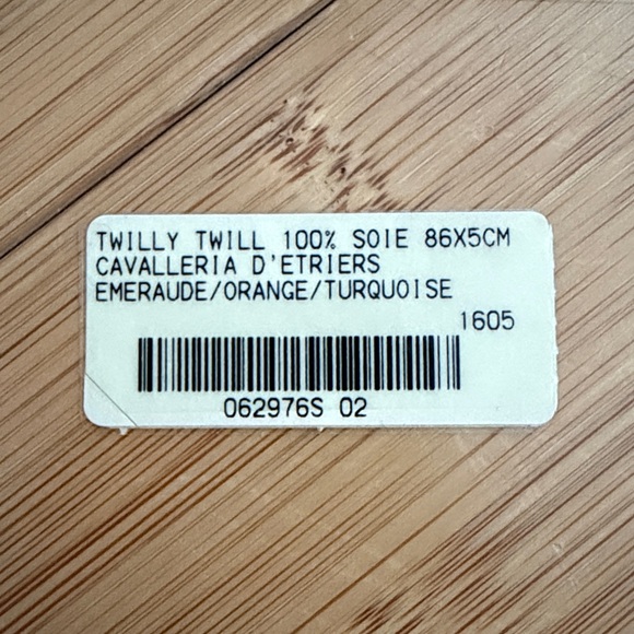 Vintage Hermes Twilly - Picture 6 of 6